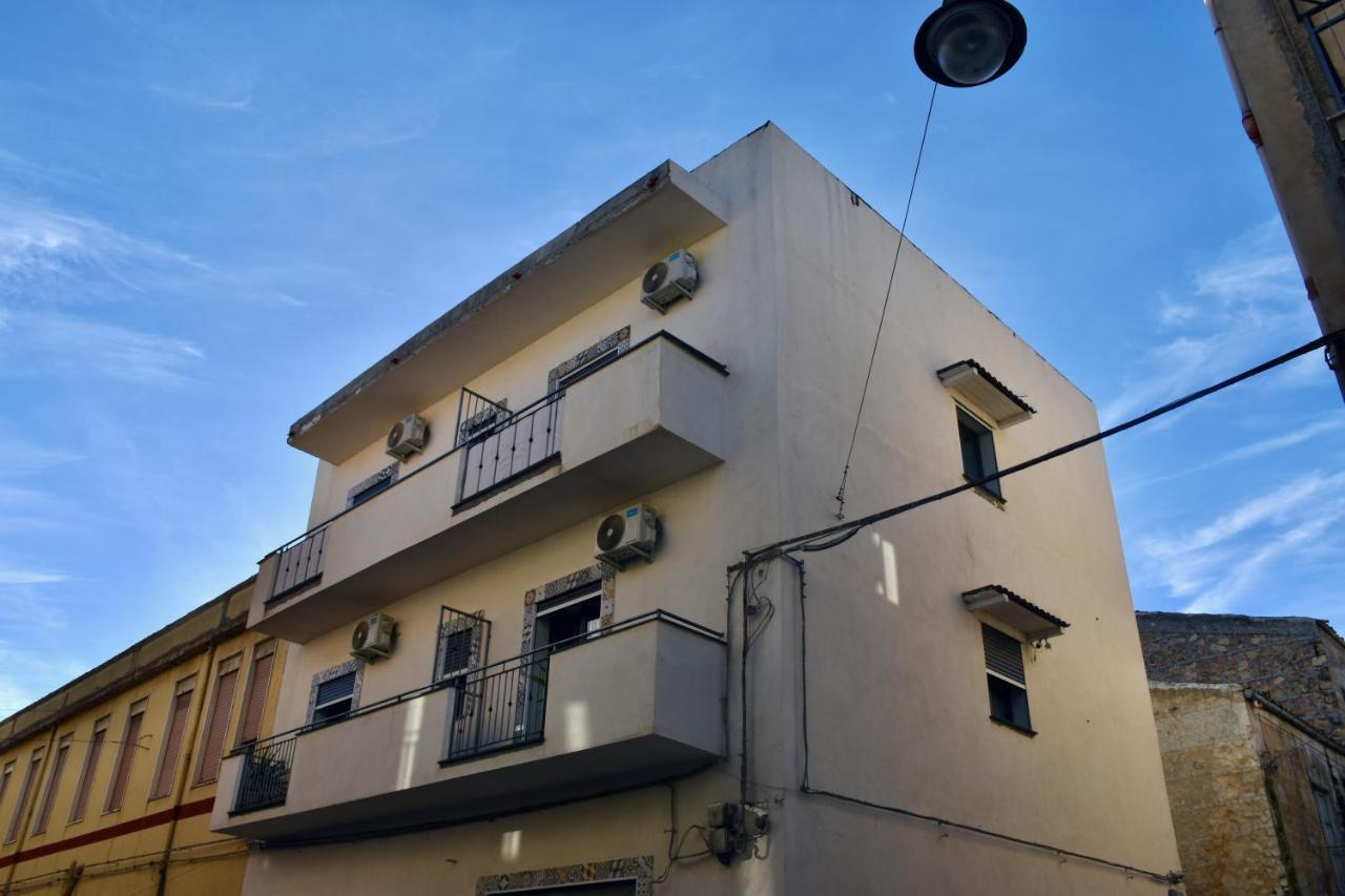 B&B Aurora Favara Εξωτερικό φωτογραφία